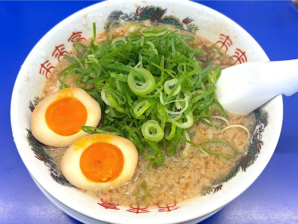 11月24日・［来来亭］・ラーメン🍜😊✨（＋味玉・ネギ）|山勝さん