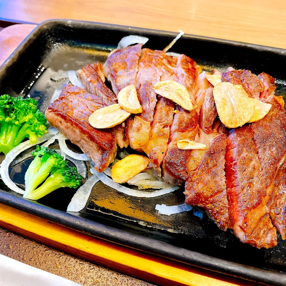 🐮昼【アンガス牛ステーキ定食】🥩|Laniさん