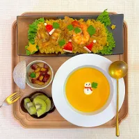 パエリア2日目はかぼちゃポタージュと