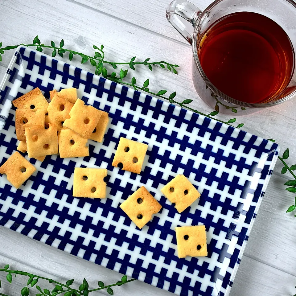 米粉のチーズクッキー🧀|紅茶とお菓子と時々ごはんさん