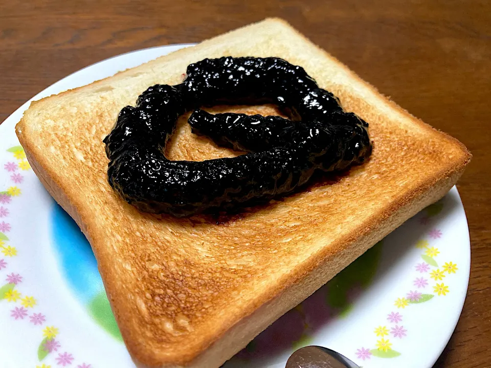 ハスカップジャムトースト|はっちぃさん