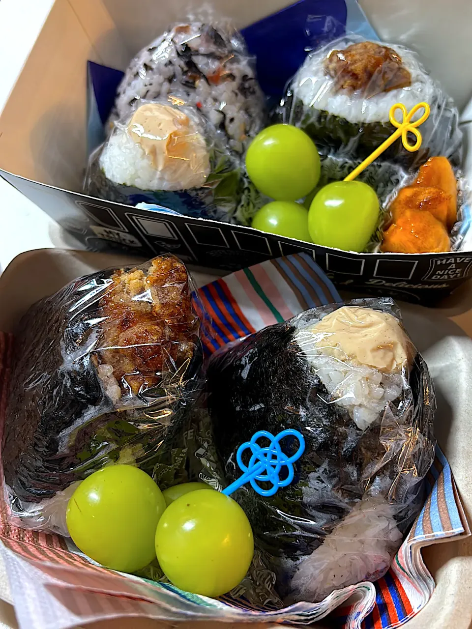 おにぎり弁当ー梅ひじき、唐揚げ、ツナマヨ|KUMIさん