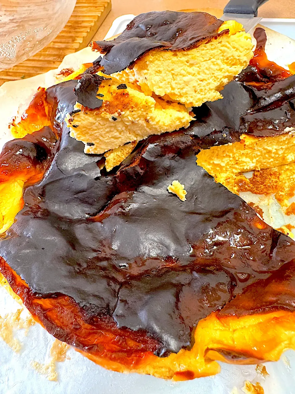 バスクチーズケーキ|Tomoko  Kawaharaさん