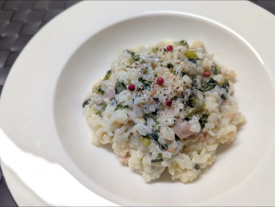 大根の葉っぱとハムのチーズリゾット|chiaraさん