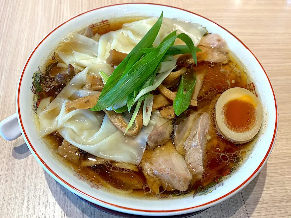 大脇さんの料理 【11/29までの期間限定】
【完全キャッシュレス対応】
【TRYラーメン大賞2025-2026 
名店部門 塩/MIX部門入賞】 
【食べログ ラーメン TOKYO 
百名店 2023~2024 選出店】 
桜上水 船越 
老鶏中華そば 中
 (200g、並と同料金1,200円) 
＠桜上水4分
25316
〈醤155塩51噌󠄀23タ10昆9出15
F17冷27混4つ3焼1ポ1〉|meixuziさん