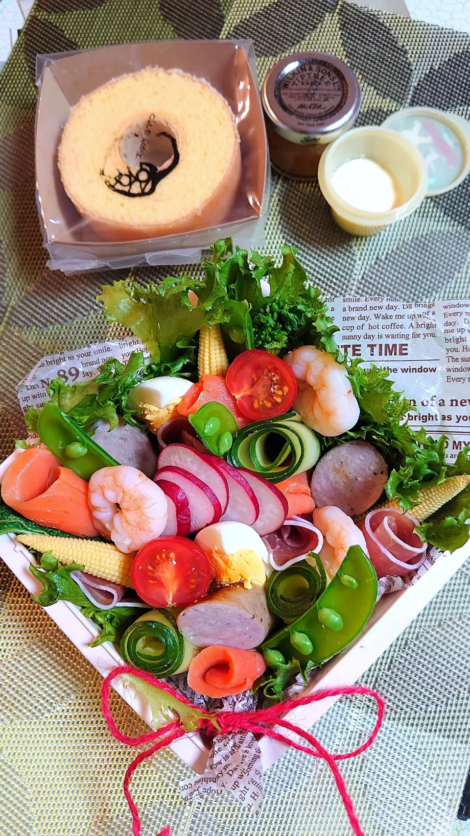 娘ちゃん学校生活最後の日のお弁当🍱|ポチさん