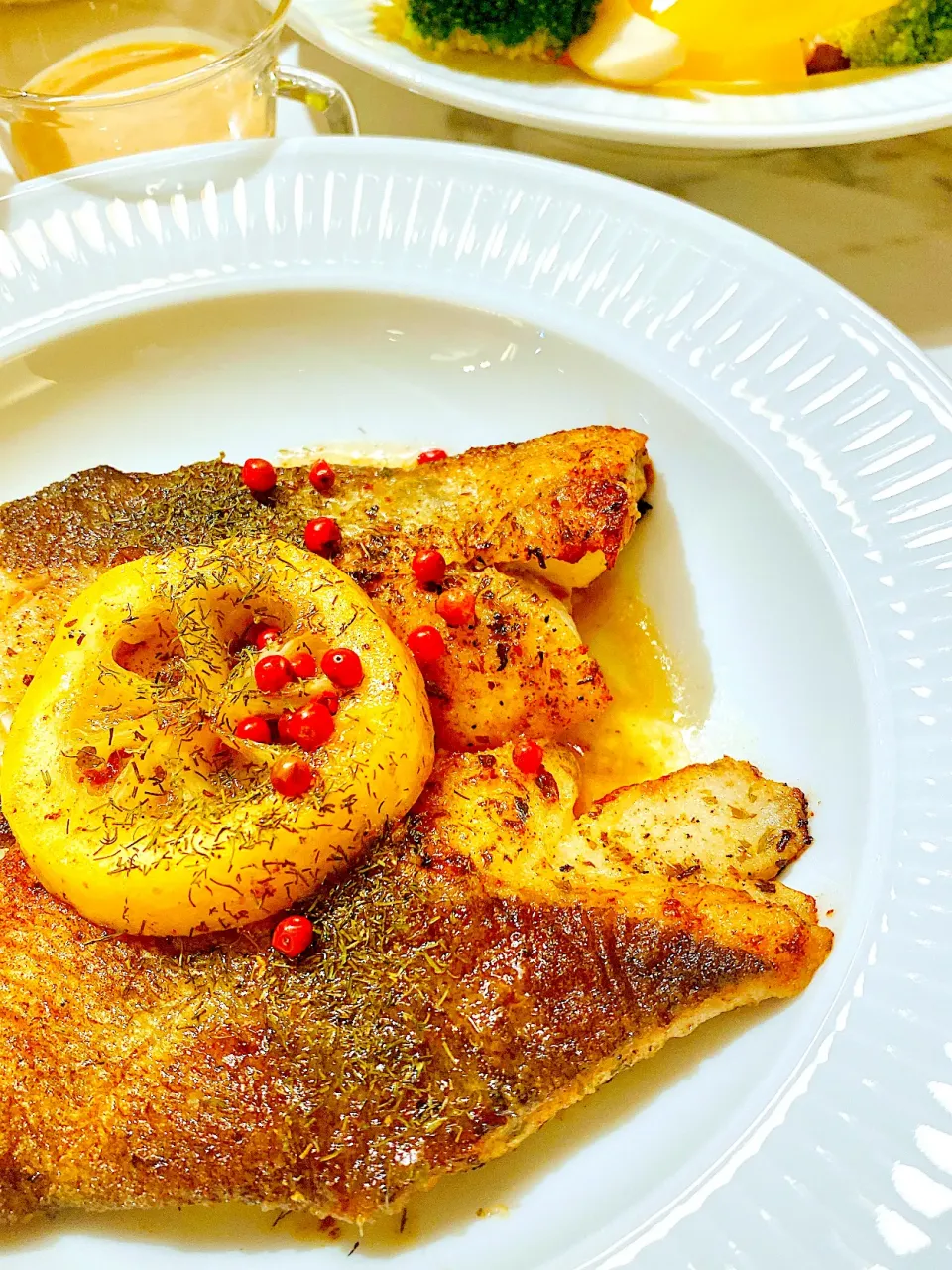 タラのレモンバター🍋ソテー|Yeluさん