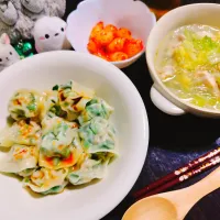春菊餃子、鶏肉と白菜の春雨スープ、らっきょうキムチ|サトリさん