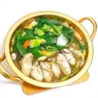 【鍋出汁の駅伝③🎯節約＆ヘルシー！大粒牡蠣と野菜たっぷり鍋🤤】|Falco*さん