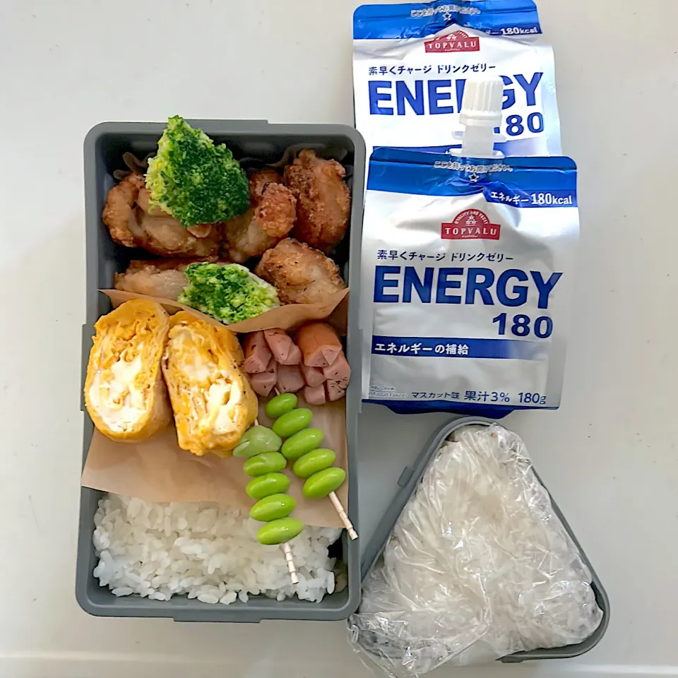 鶏の唐揚げ
卵焼き
シャウエッセン
ブロッコリー
枝豆
のり弁|ayumomさん