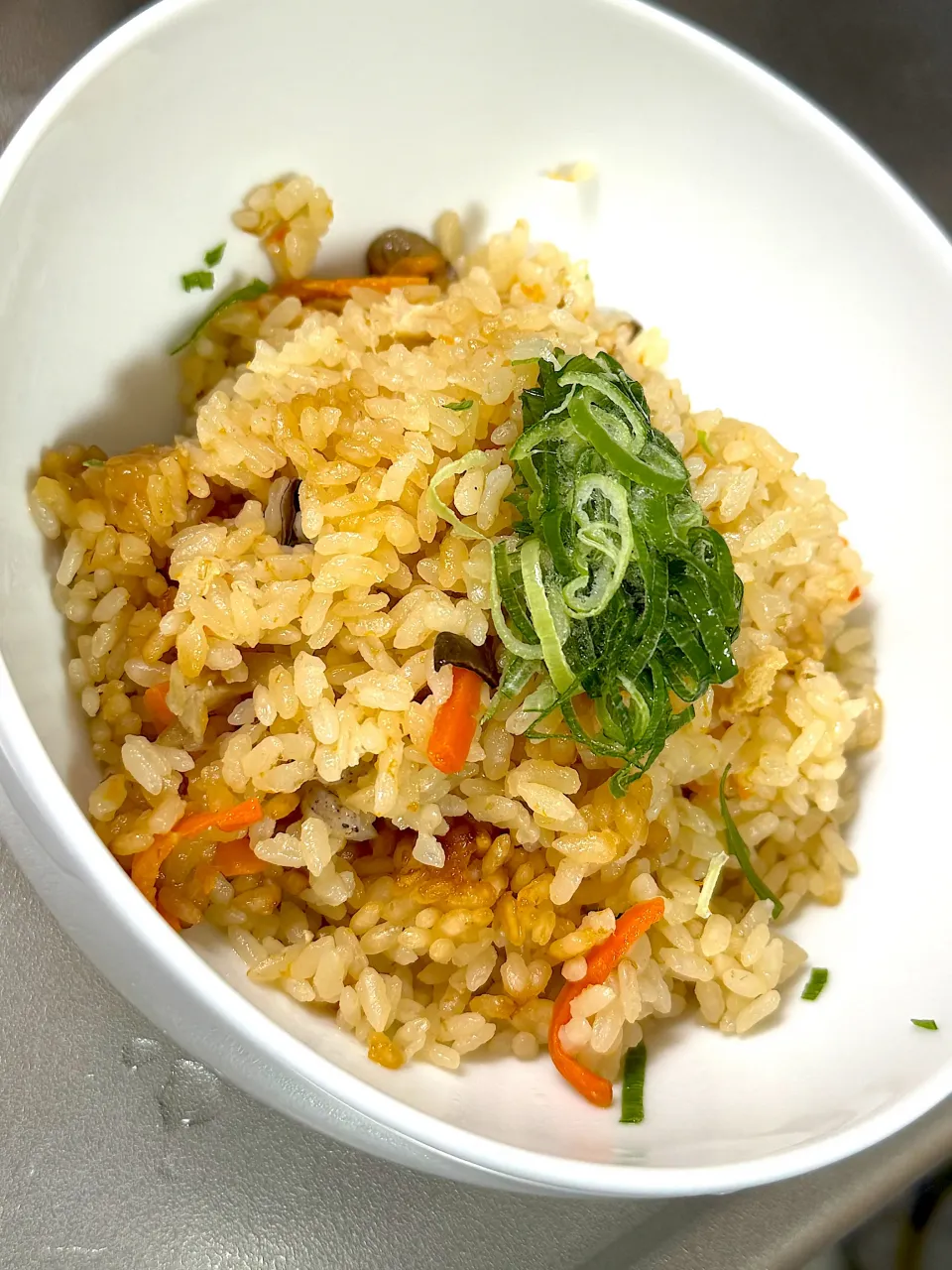 鶏五目炊き込みご飯|ぺいちゃんさん