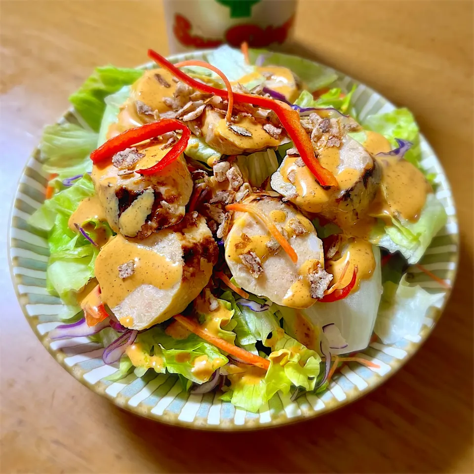 チキンバーでコブサラダ|deekay71さん