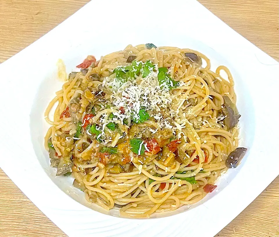 茄子のラグースパゲッティ|銀蔵じいちゃんさん