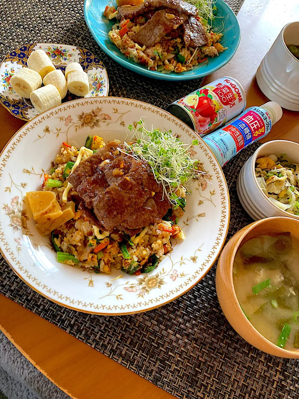 29の日なので焼肉載っけ炒飯！！|さくたえさん