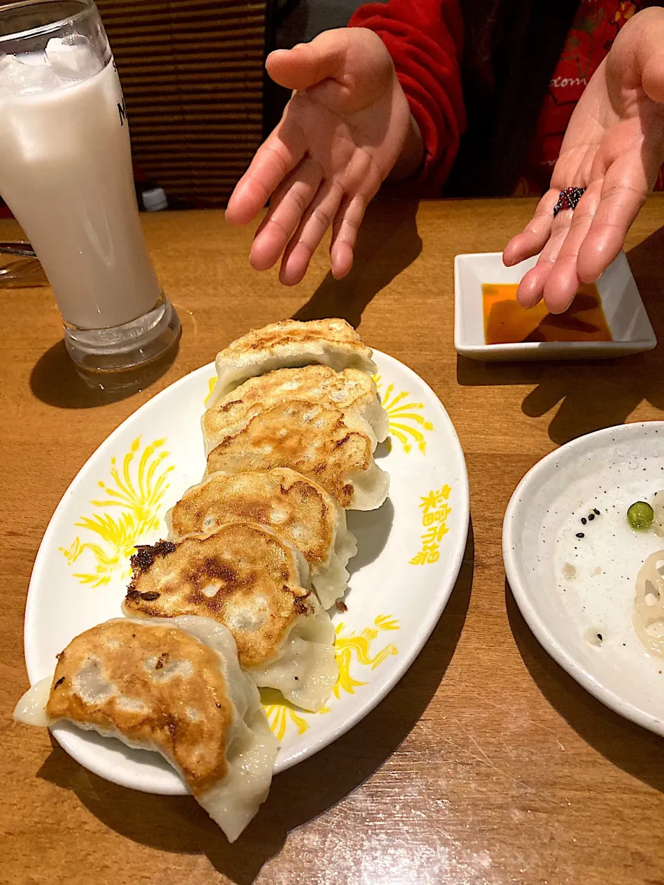 一番人気、蒲田焼き餃子（実況中継中）|なびさん