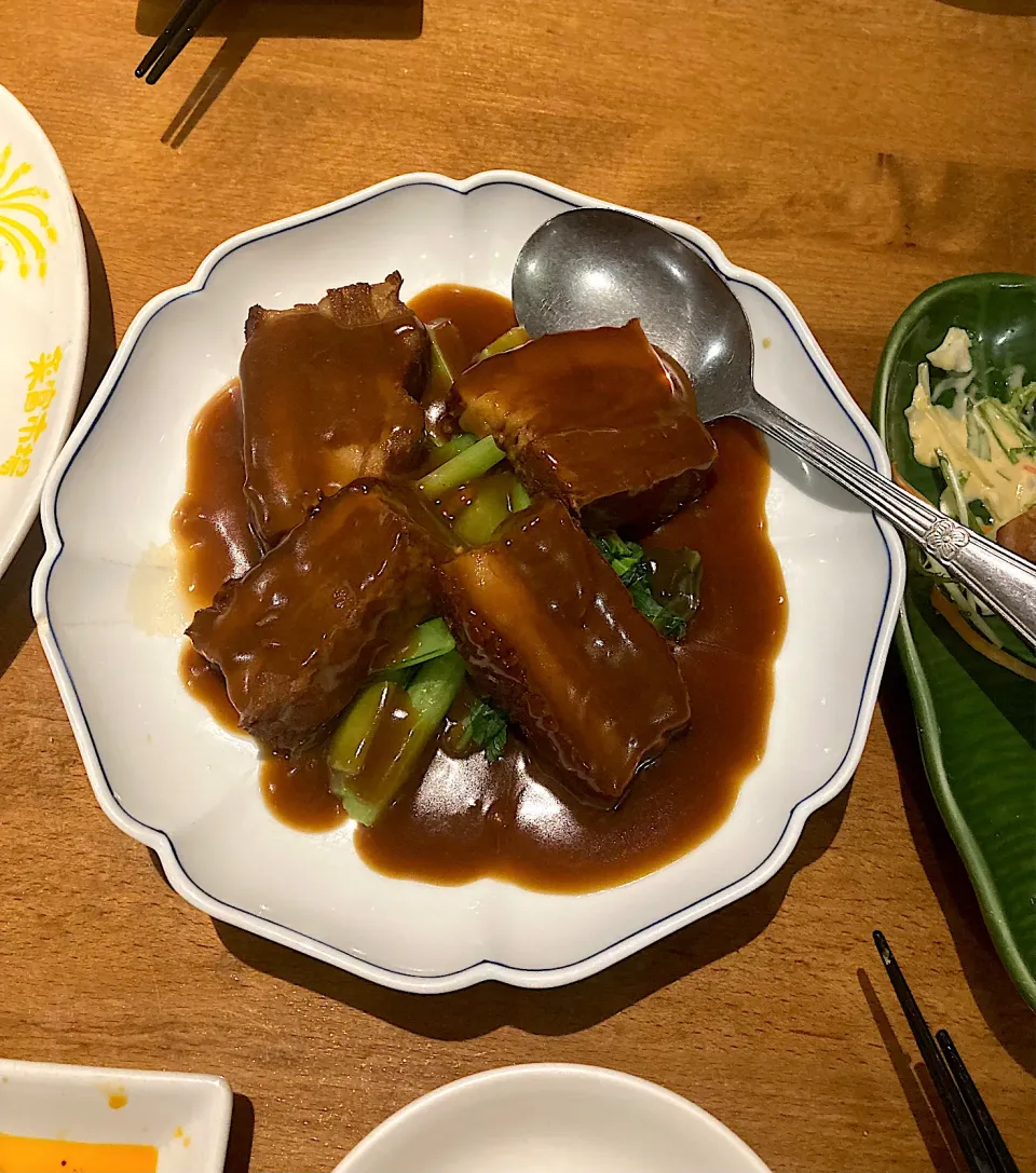 台湾名物　とろとろ豚の角煮（実況中継中）|なびさん