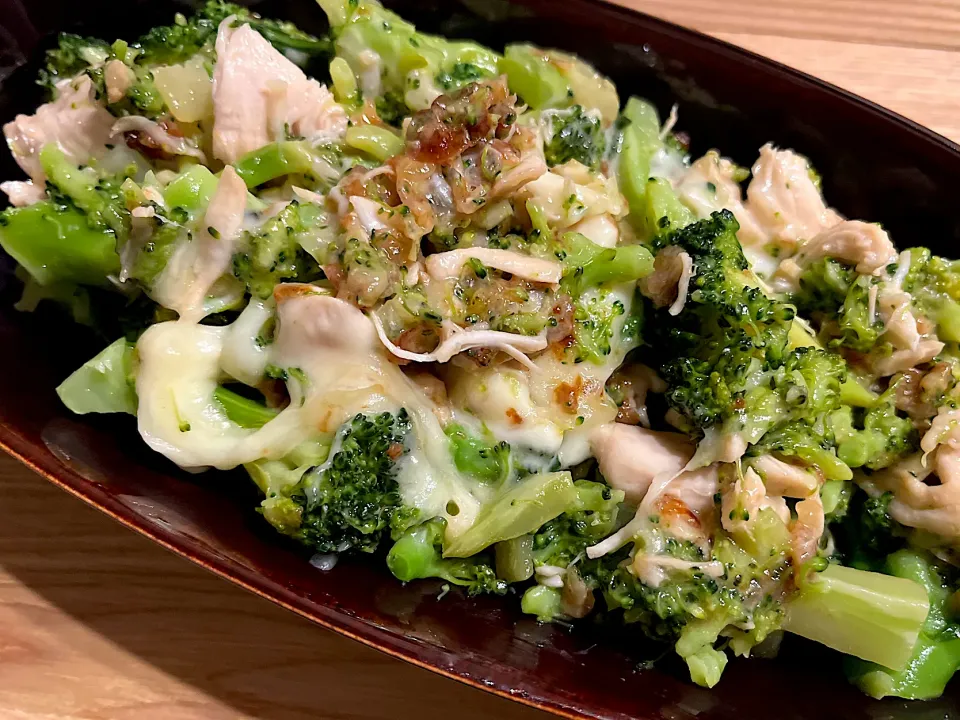 ささみとブロッコリーのチーズ焼き|茶茶茶さん