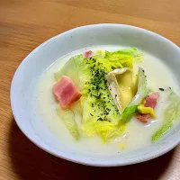 🥄白菜とベーコンのクリーム煮　カマンベール入り|kaeさん