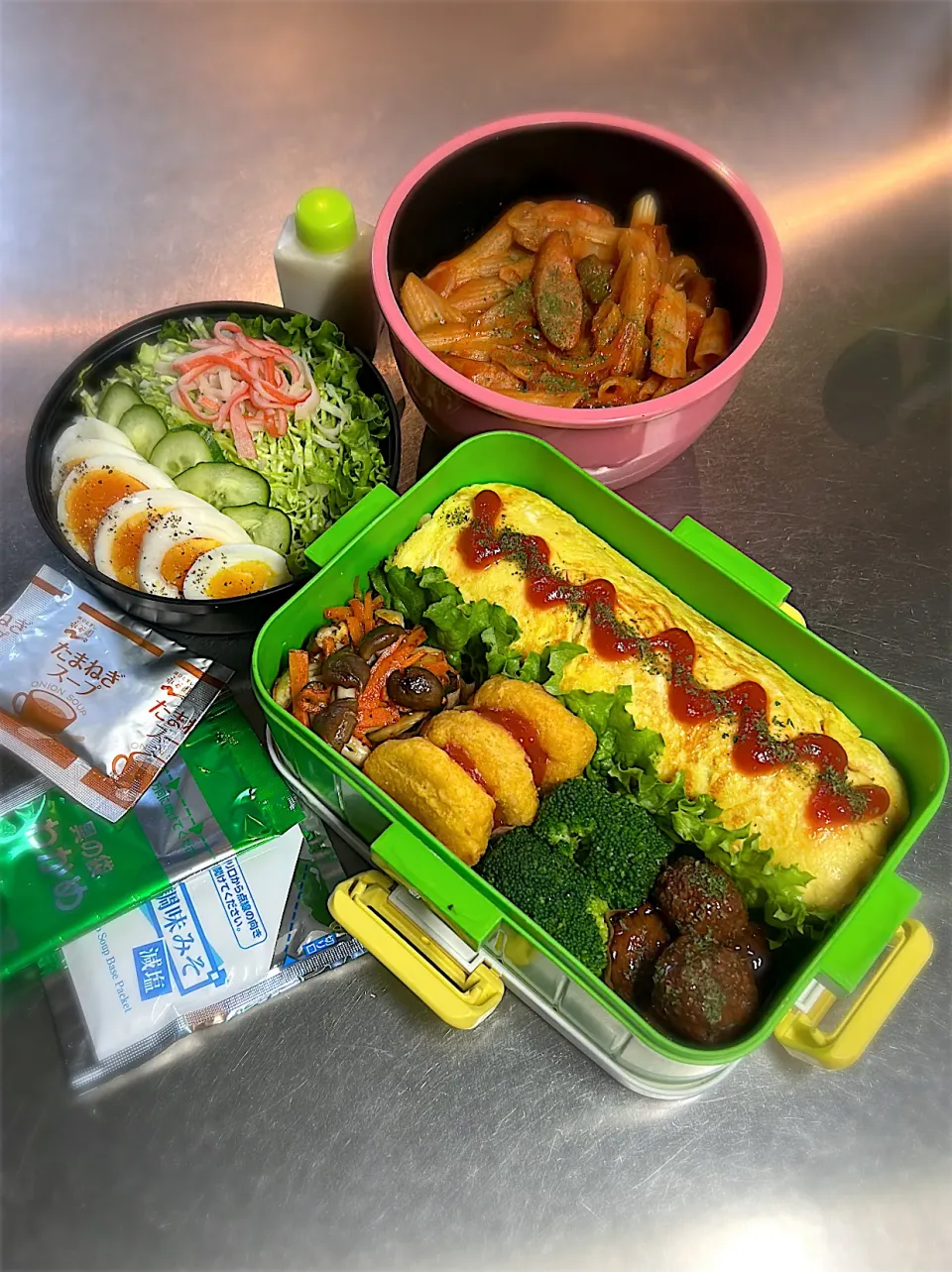 R7.11/30.Sun      ·͜·♡ 今日のお弁当 👨🏻‍🍳|hamakoさん