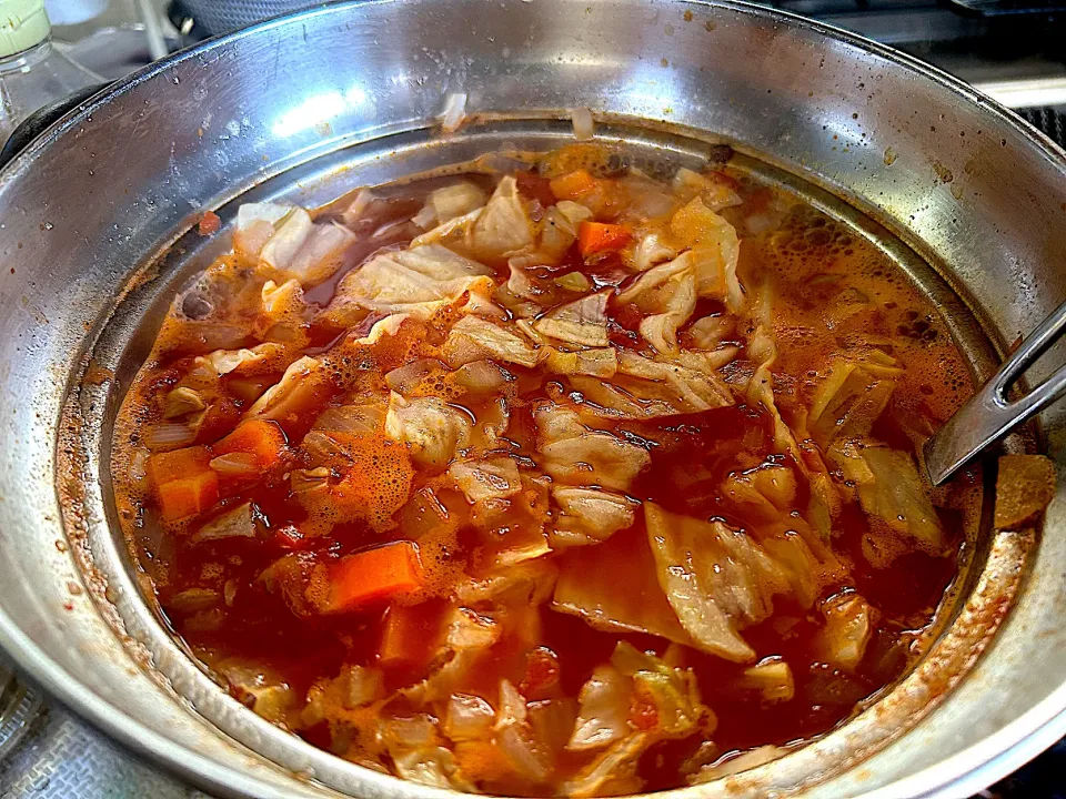 ゴロゴロ野菜のミネストローネを作りました!|トモちゃんさん