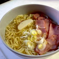 洗い物してから食べようと思ったら伸びた！ラーメン🍜| チョコレートさん