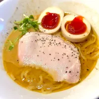 美咲鶏コンソメポタージュ中華そば🍜|toshi,I🍴さん