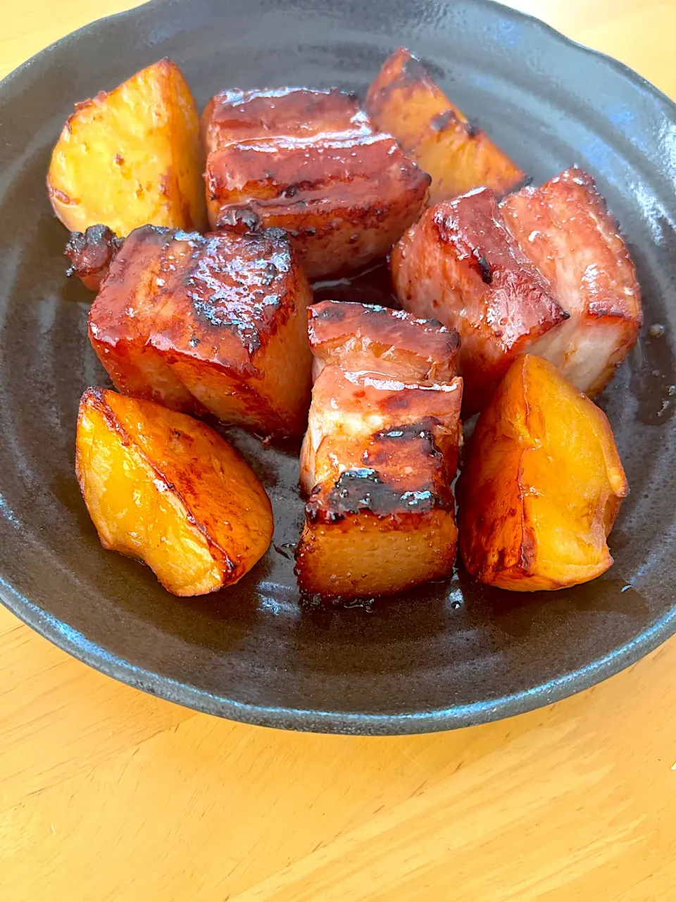 焼豚とじゃがいも|みうのすけさん