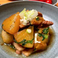 豚バラ大根　大根菜と皮入り| おさかなさん