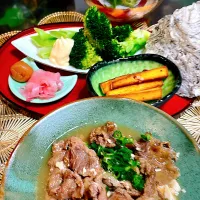 #味日本だしの素で肉豆腐|Reikoさん