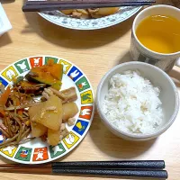 お惣菜三点盛り　しっかし、茶色いなぁ|ぽんぽこまめだ。さん
