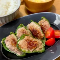 ピーマンの肉詰め🫑| meronさん