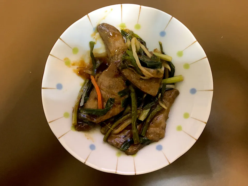 キッチンオリジン 国産豚レバー使用のレバニラ|ばーさんさん