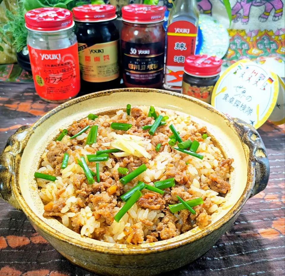 🌏『世界の食卓探検の旅』🇨🇳中国料理
【🇨🇳ひき肉と生姜の混ぜご飯】|ayaさん