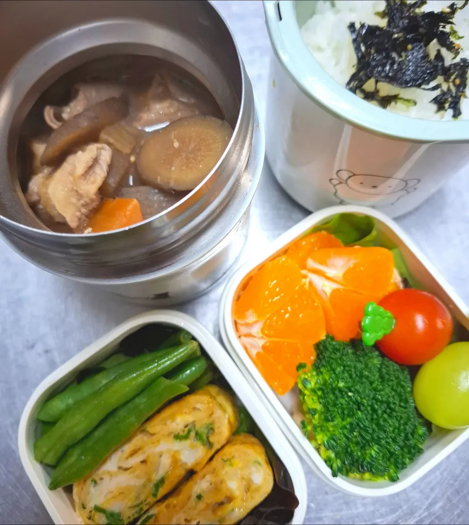 🍱もつ煮弁当🍱😋|ゆきさんさん