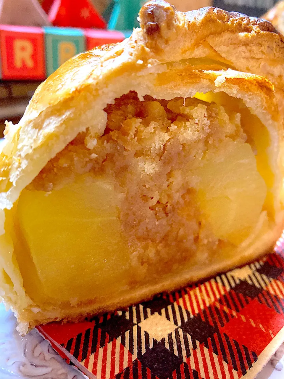 丸ごとアップルパイ|真珠きょうだいママさん