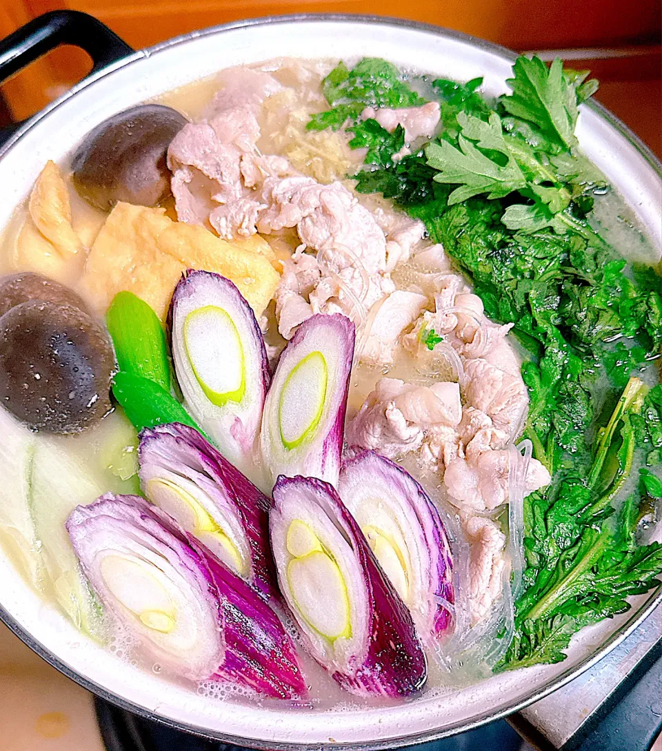 2025/11/30 豚しゃぶ肉と根深葱の白味噌仕立て鍋|Blueberry🫐さん