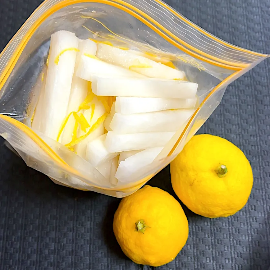 柚子の大根甘酢漬け|akkoさん