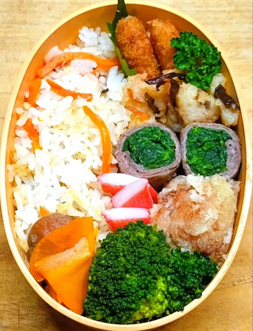 炊き込みご飯弁当🍱|にゃん(=^・^=)さん