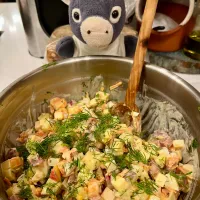 2025/11/30   きつね's dish 秋の実りサラダ (りんごの使い途を求めてPart 9)   Sweet Potato, Apple and Persimmon Salad