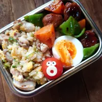 漢の…自分用🍱豚ホルモンチャーハンと肉団子の甘酢あんの中華弁当|ᵏᵒᵘさん