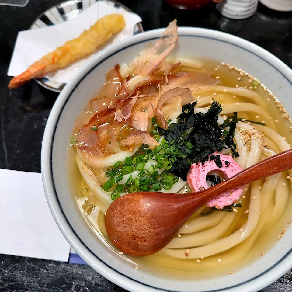 ひやかけうどん(大)とえび天@一滴八銭屋(新宿)|塩豚骨さん