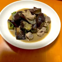 豚肉となすとピーマンの鍋しぎ|めっちいさん