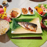 西京焼きと栗🌰ごはん|ふーみー✧*｡٩(ˊᗜˋ*)و✧*。さん