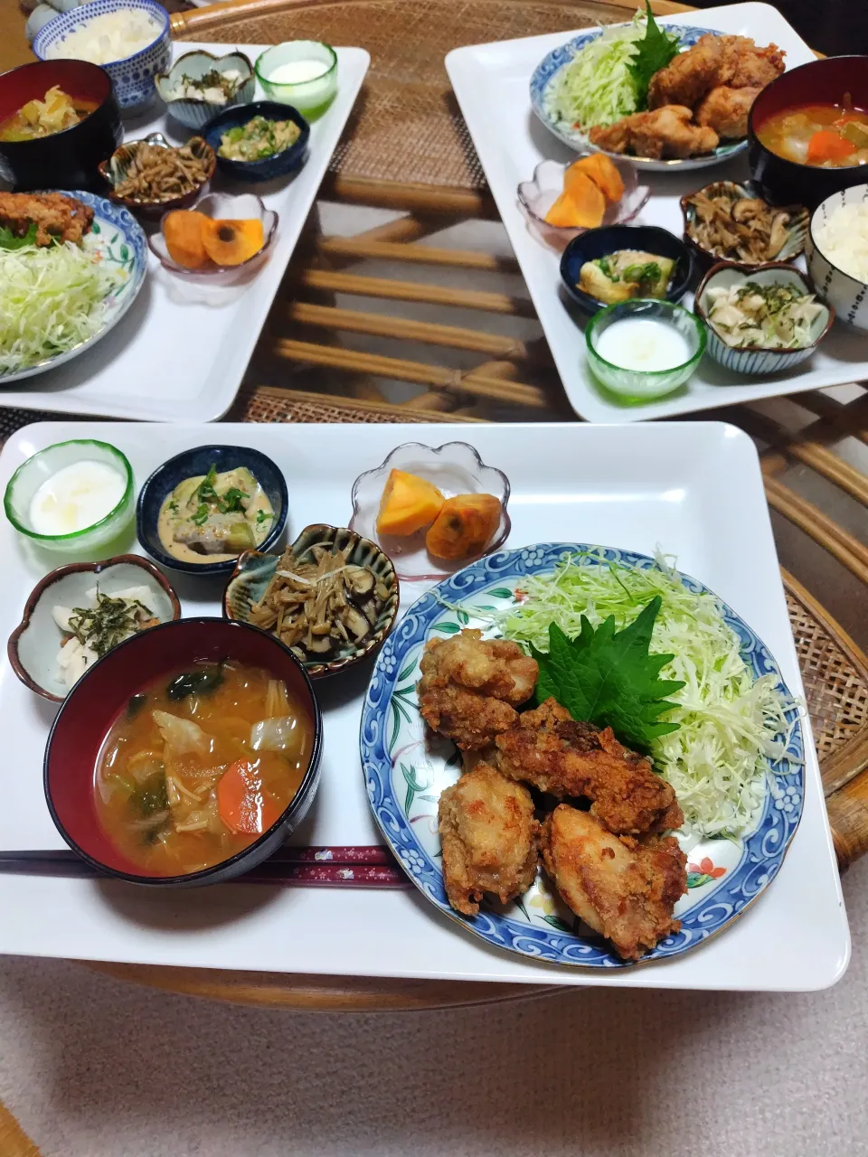 皆の好物✨唐揚げ定食です✨🎶|rikako♪。.:＊さん