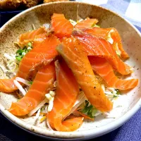 自家製スモークサーモンサラダ|ハガネメンタルさん