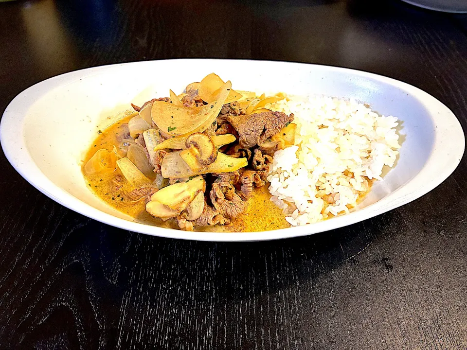 サワークリーム入りバタービーフストロガノフ|なみさん