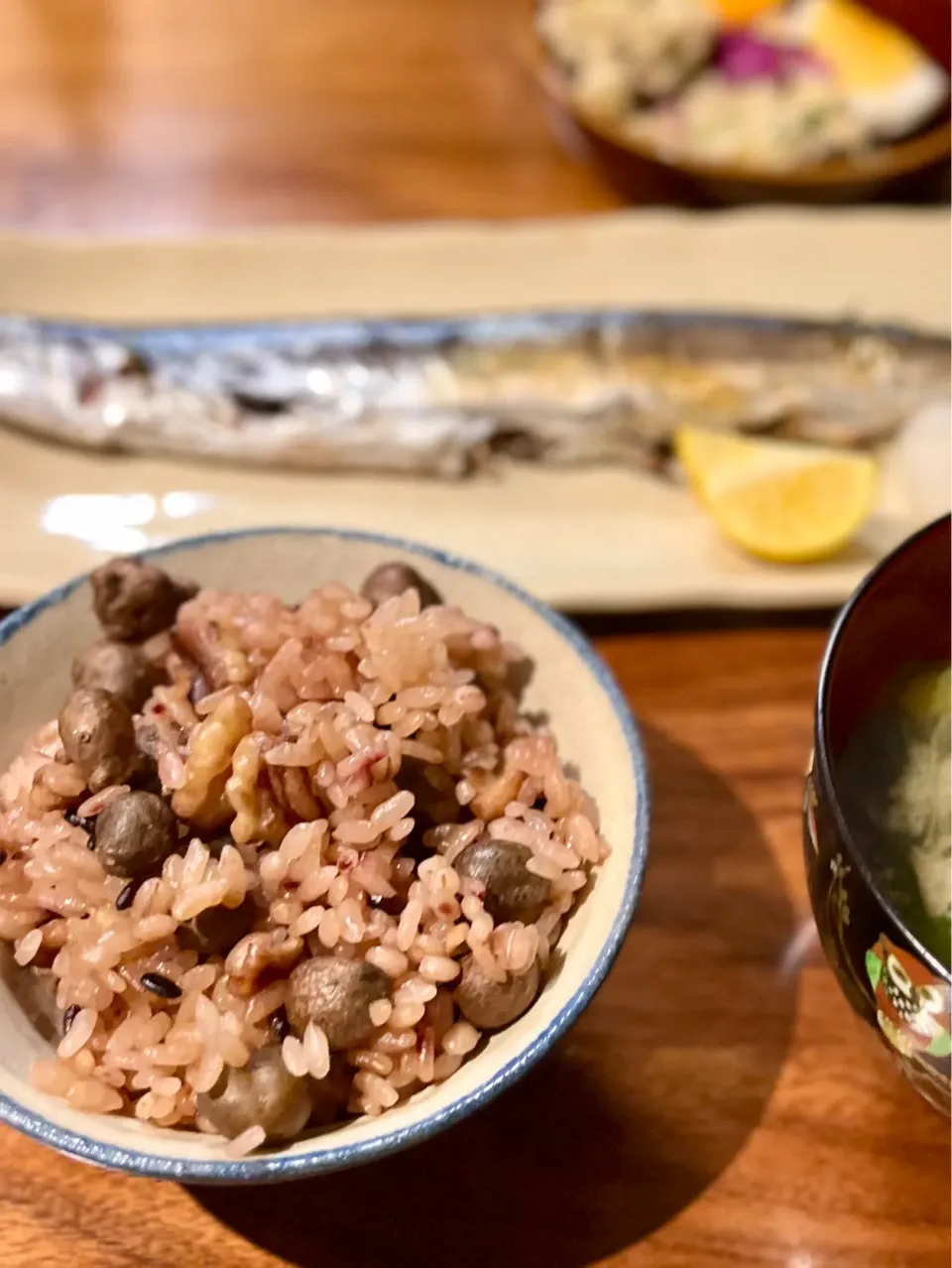 冬の始まりに！ほっこり温まる むかご＆胡桃のもち麦ご飯|アッコ✨さん