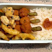 しそつくね、にんじんナムル、蒸しかぼちゃ、蓮根ちくわカレー焼き、油揚げのカリカリしそ風味|おかーたまさん