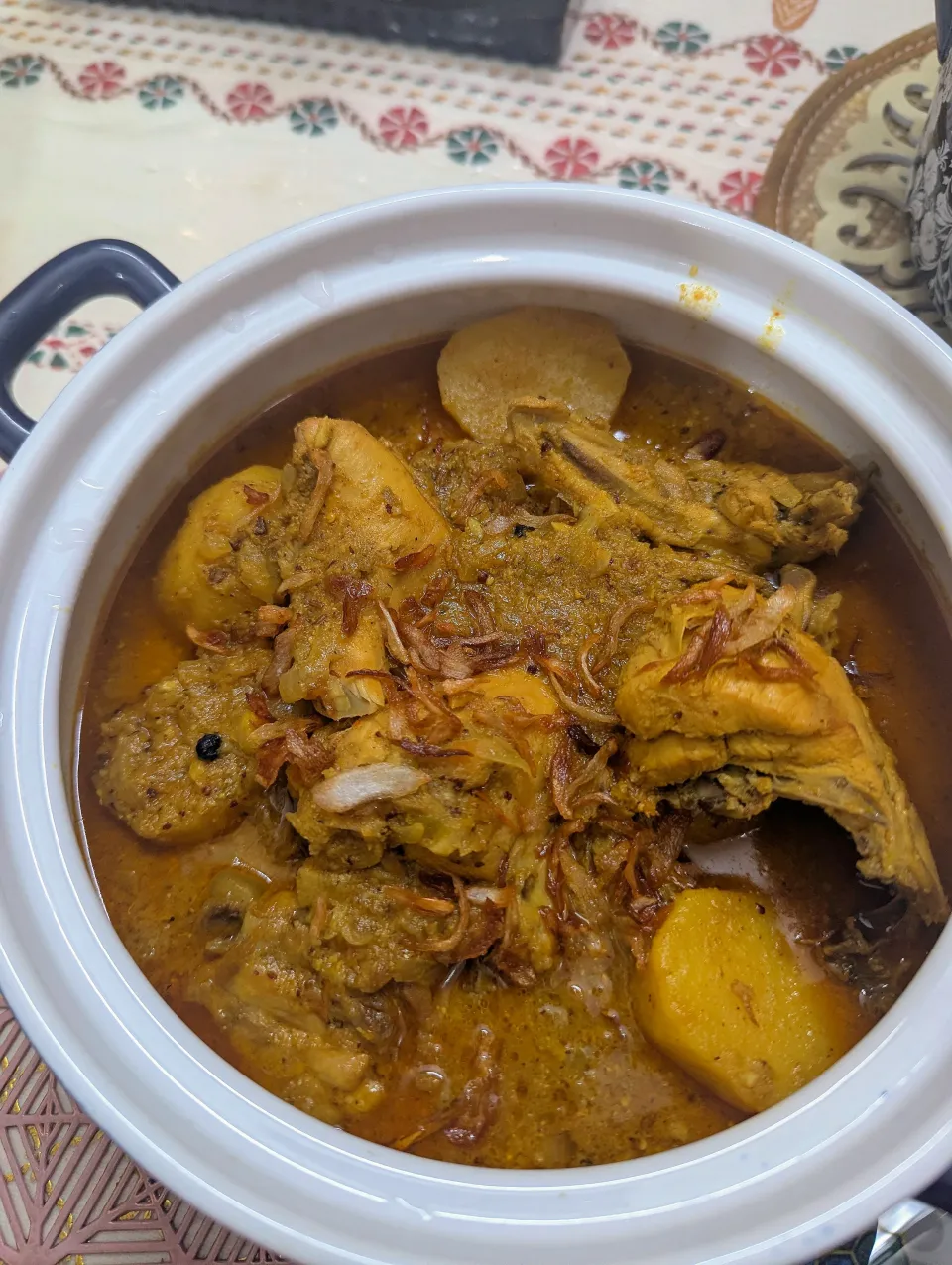 Chicken Curry|Nusrat Jahanさん