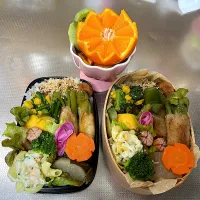 #毎日のお弁当記録。豚肉ピーマン巻き、春菊ゴマあえ、マカロニサラダ柿いり。|じゅんちゃんさん